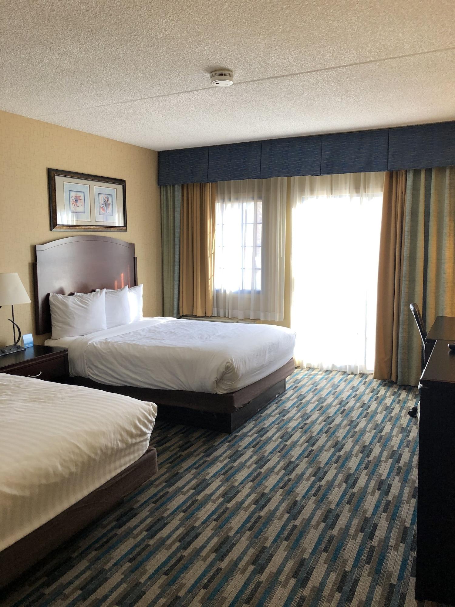 Days Inn & Suites By Wyndham Mesa Near Phoenix Exterior photo